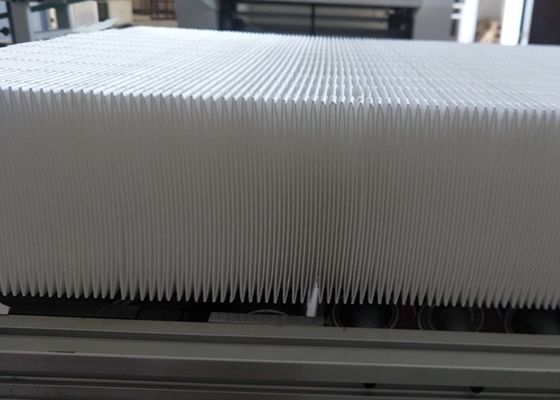 エア フィルターのための5um活性炭のろ紙99.95%のろ過率