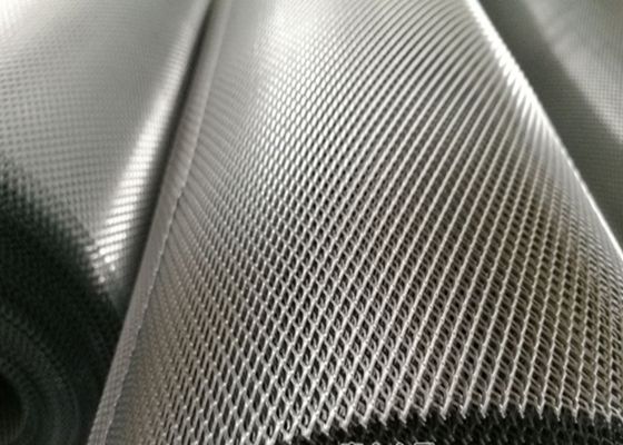 15 × 25mmの斜方形の打つ鋼板抗張拡大された網